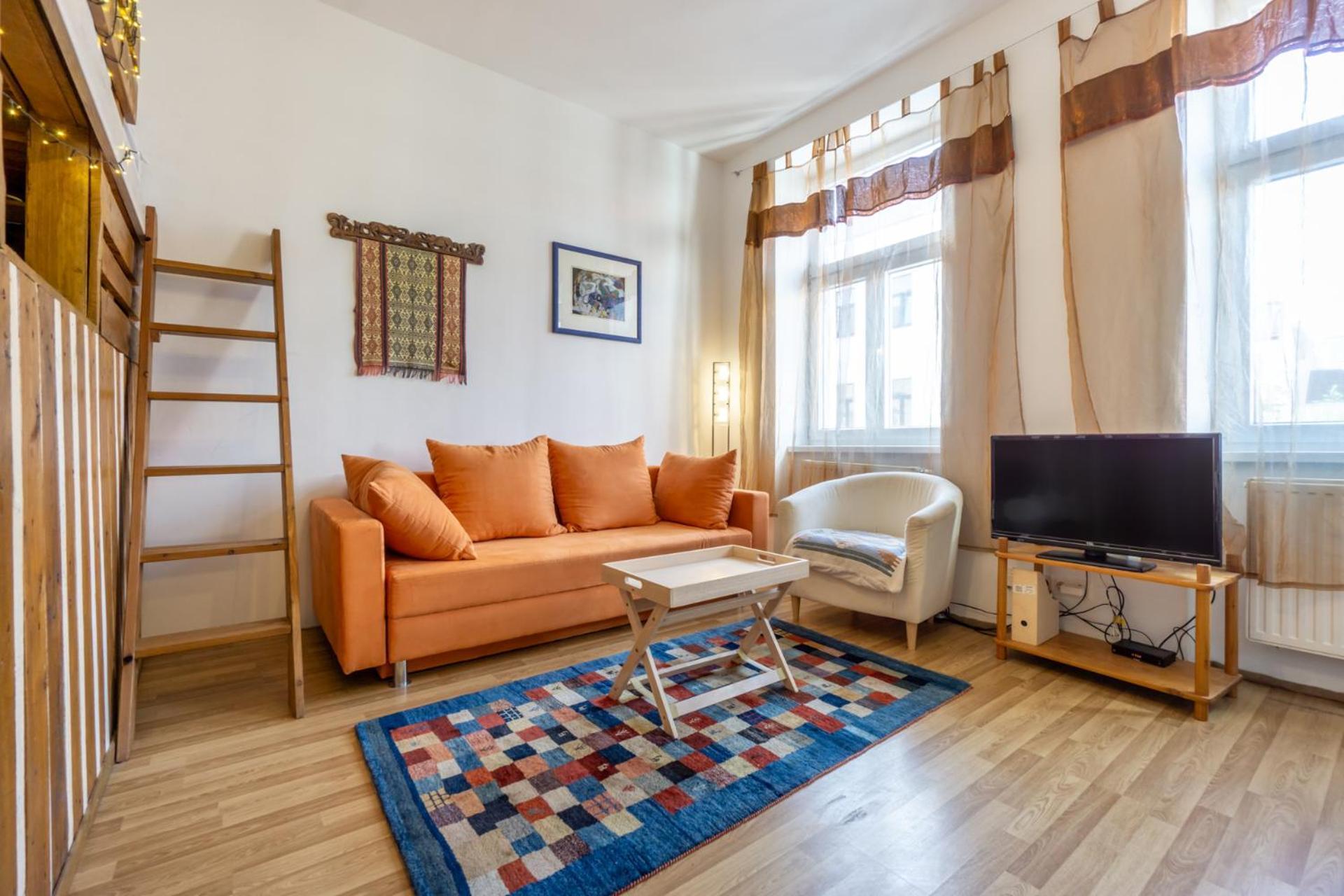 Apartment 5 Stops Away From City-Centre Bécs Kültér fotó